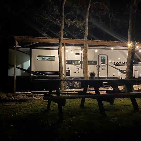 Cozy Rv Experience W/Pool+Spa Near Lake Conroe Willis Екстериор снимка