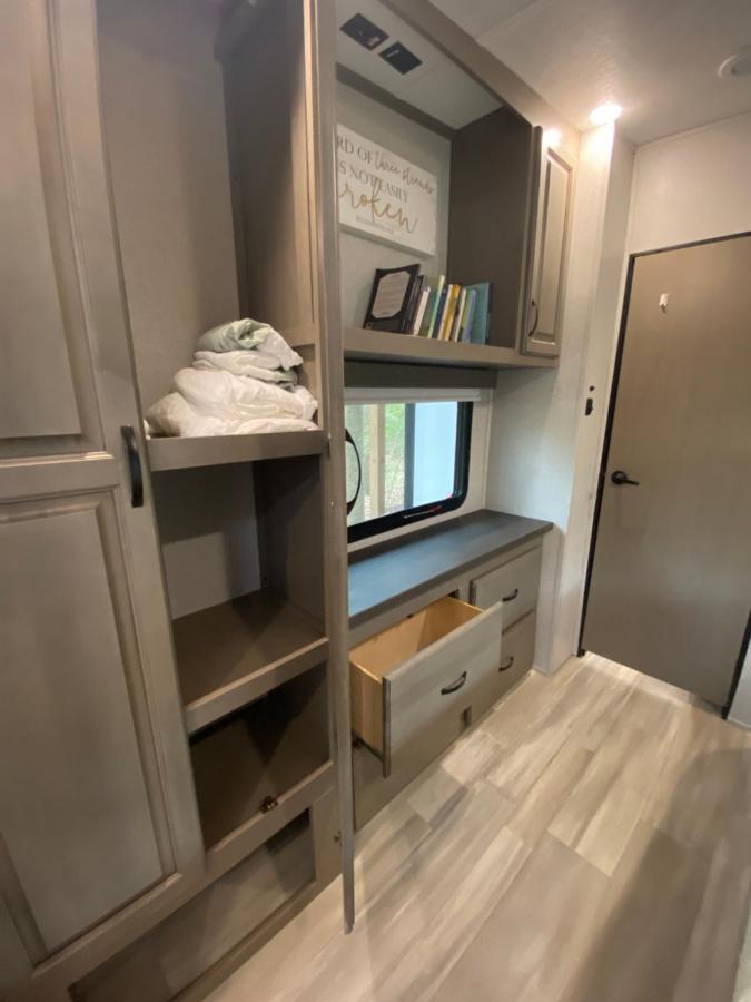 Cozy Rv Experience W/Pool+Spa Near Lake Conroe Willis Екстериор снимка
