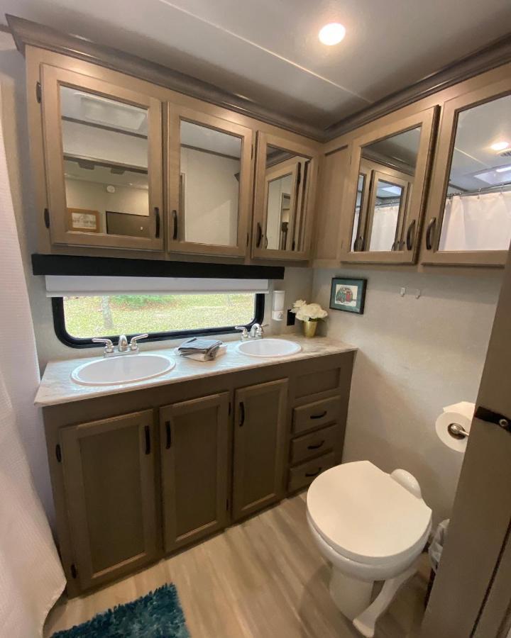 Cozy Rv Experience W/Pool+Spa Near Lake Conroe Willis Екстериор снимка