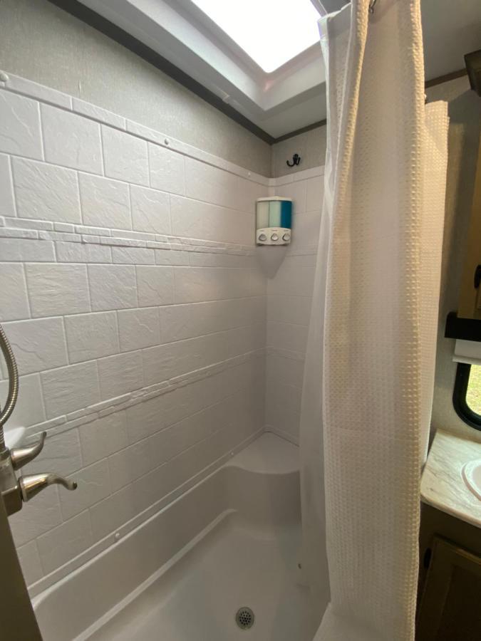Cozy Rv Experience W/Pool+Spa Near Lake Conroe Willis Екстериор снимка